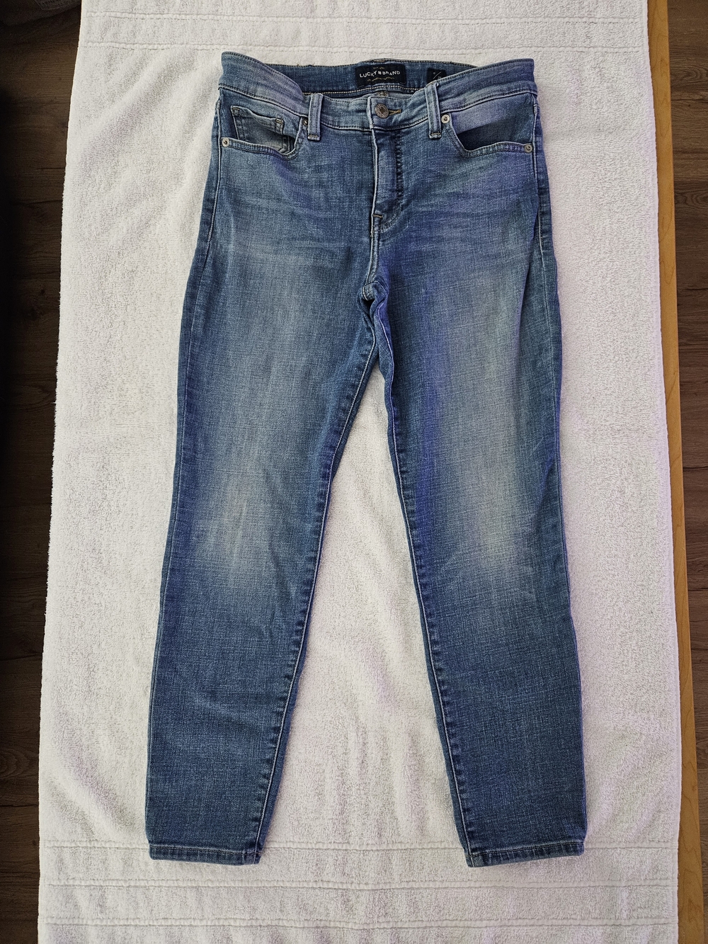 Lucky Brand Women’s Mid Rise Ava Skinny Jeans Semi-Faded Blue Wash Size 6
